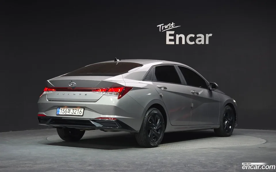 Hyundai Avante 1.6 2022 — миниатюра 2