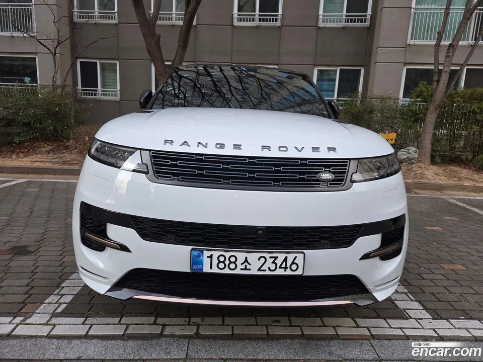 Land Rover Range Rover Sport P360 HSE 2025 — фото 1, купить с доставкой в Москву