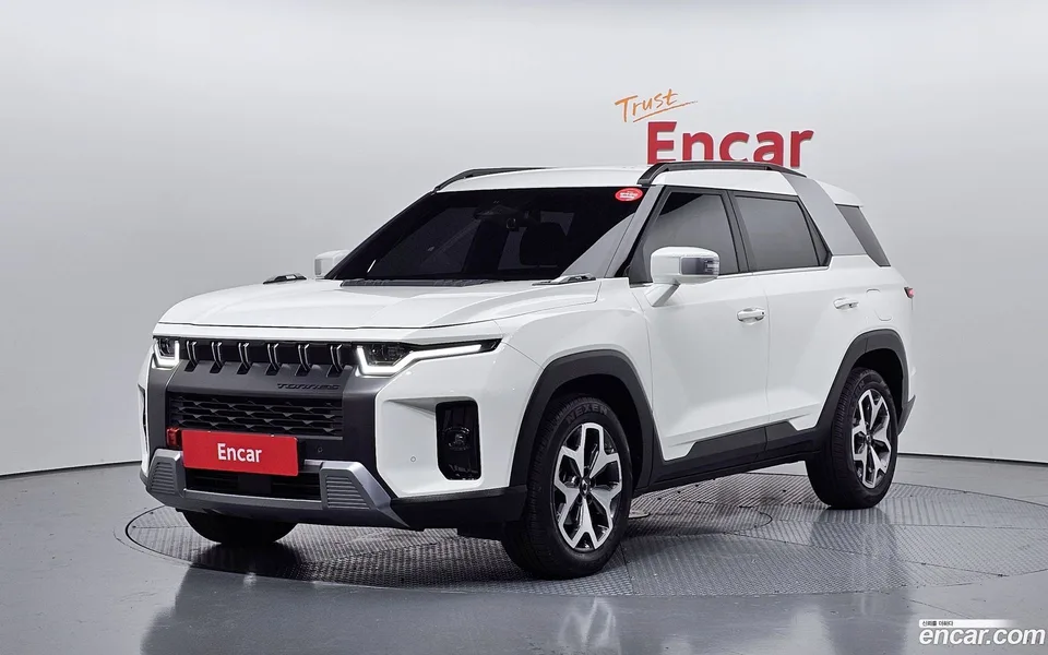 KG Mobility Torres 1.5 2WD 2023 — фото 1, купить с доставкой в Москву