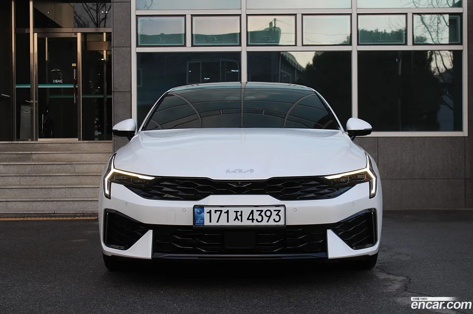 Kia K5 Hybrid 2024 — миниатюра 2