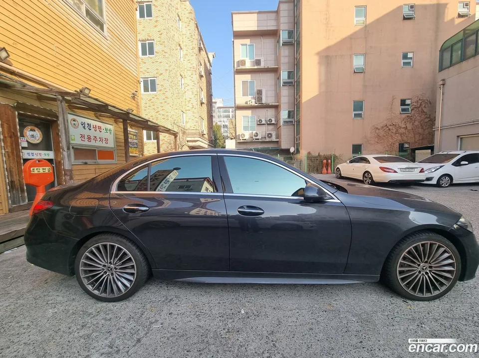 Mercedes-Benz C-Class C300 AMG Line 2022 — миниатюра 2