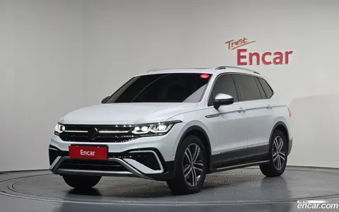 Volkswagen Tiguan Allspace 2023 купить в Москве