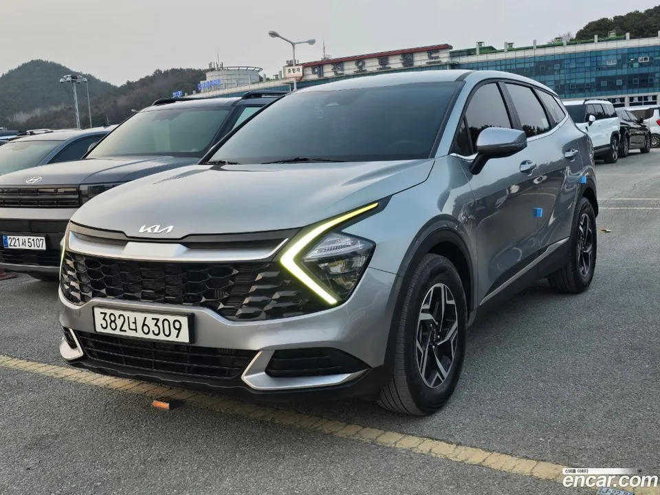 Kia Sportage 2.0 4WD 2023 — миниатюра 2