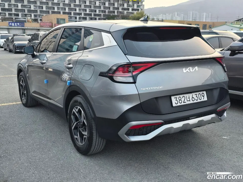 Kia Sportage 2.0 4WD 2023 — миниатюра 5