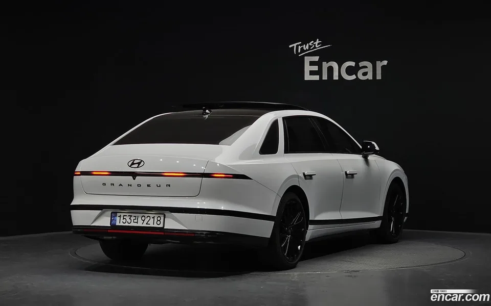 Hyundai Grandeur Hybrid 2023 — миниатюра 2