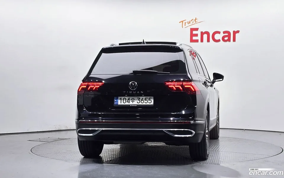 Volkswagen Tiguan 2.0 TDI 2023 — миниатюра 4