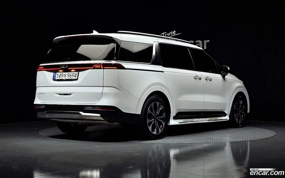 Kia Carnival 7 2022 — миниатюра 2