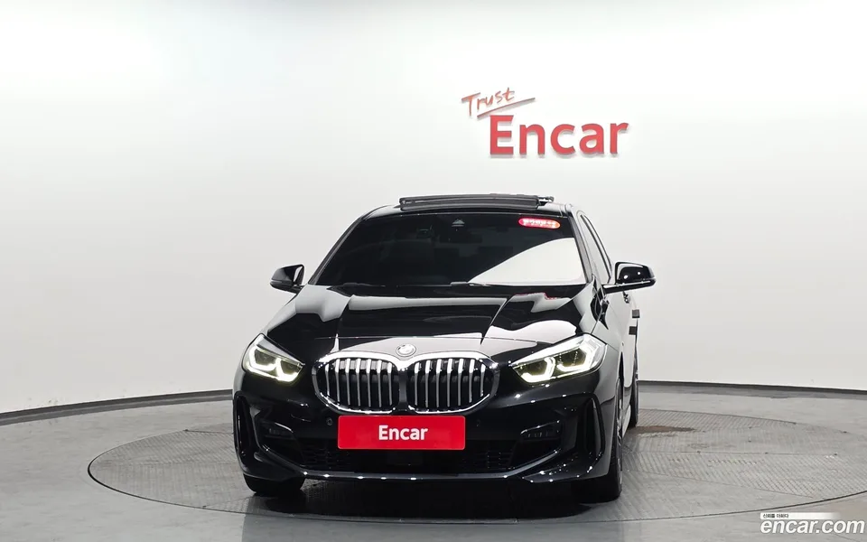 BMW 1 Series 120i M 2024 — миниатюра 3