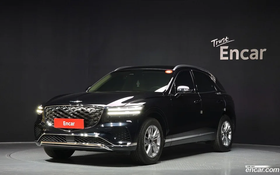 Genesis GV70 2.5T 2WD 2024 — фото 1, купить с доставкой в Москву