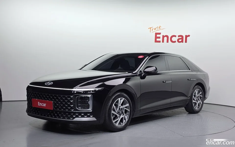 Hyundai Grandeur 2.5 2WD 2025 — фото 1, купить с доставкой в Москву