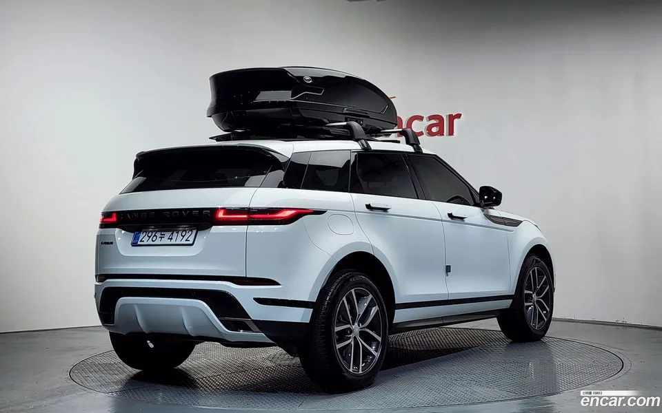 Land Rover Range Rover Evoque P250 SE 2024 — миниатюра 2