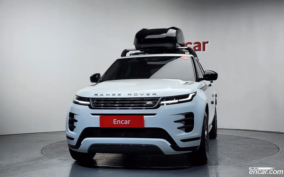 Land Rover Range Rover Evoque P250 SE 2024 — миниатюра 3
