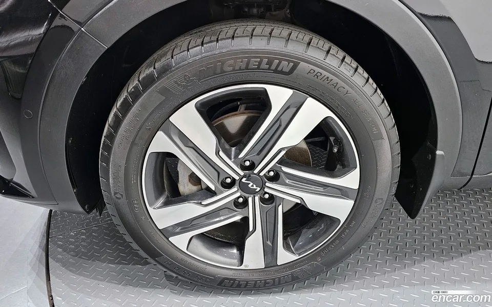 Kia Sorento HEV 1.6 2WD 2023 — миниатюра 5