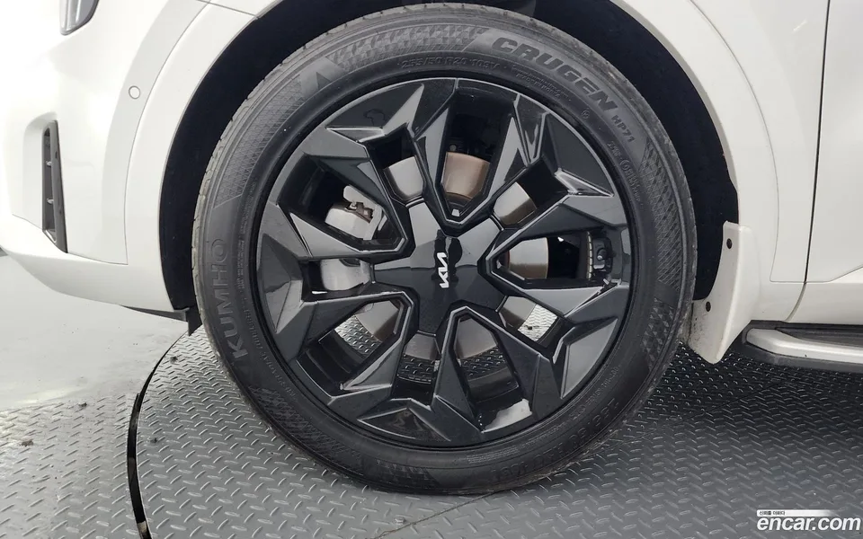 Kia Sorento 2.5T 2WD 2024 — миниатюра 5