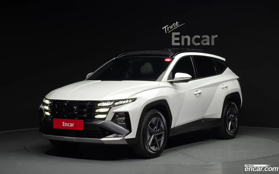 Hyundai Tucson Hybrid NX4 HEV 1.6 2WD 2025 — фото 1, купить с доставкой в Москву