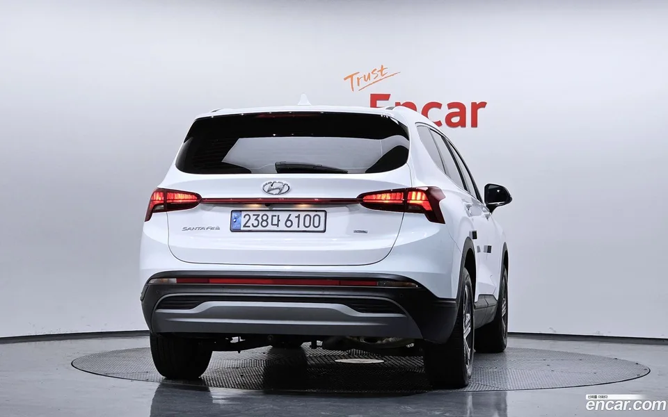 Hyundai SantaFe 2.2 4WD 2023 — миниатюра 4