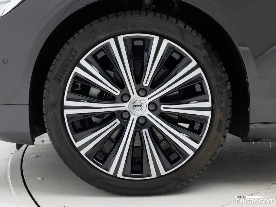 Volvo S90 B5 2024 — миниатюра 5