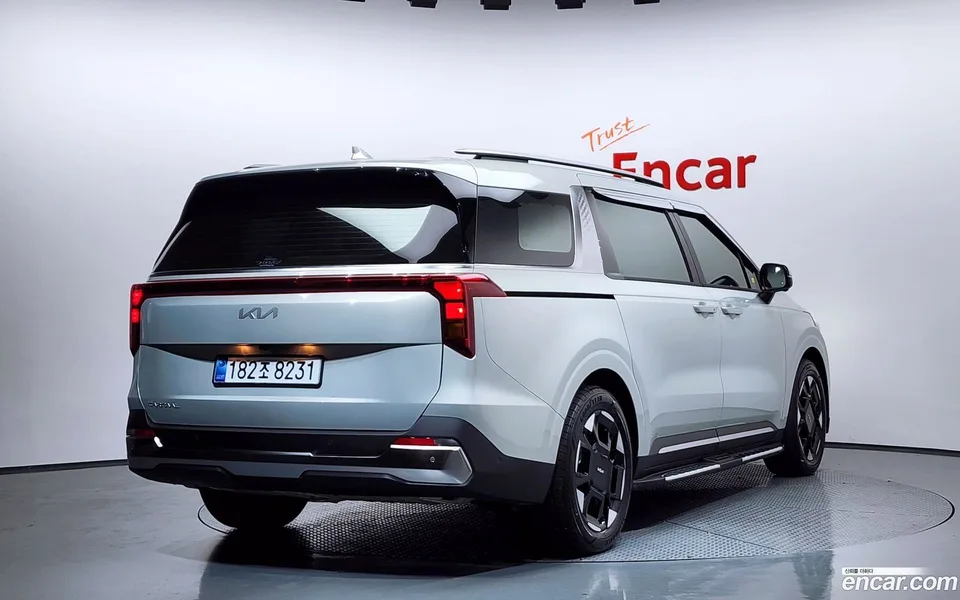 Kia Carnival 7 2025 — миниатюра 2