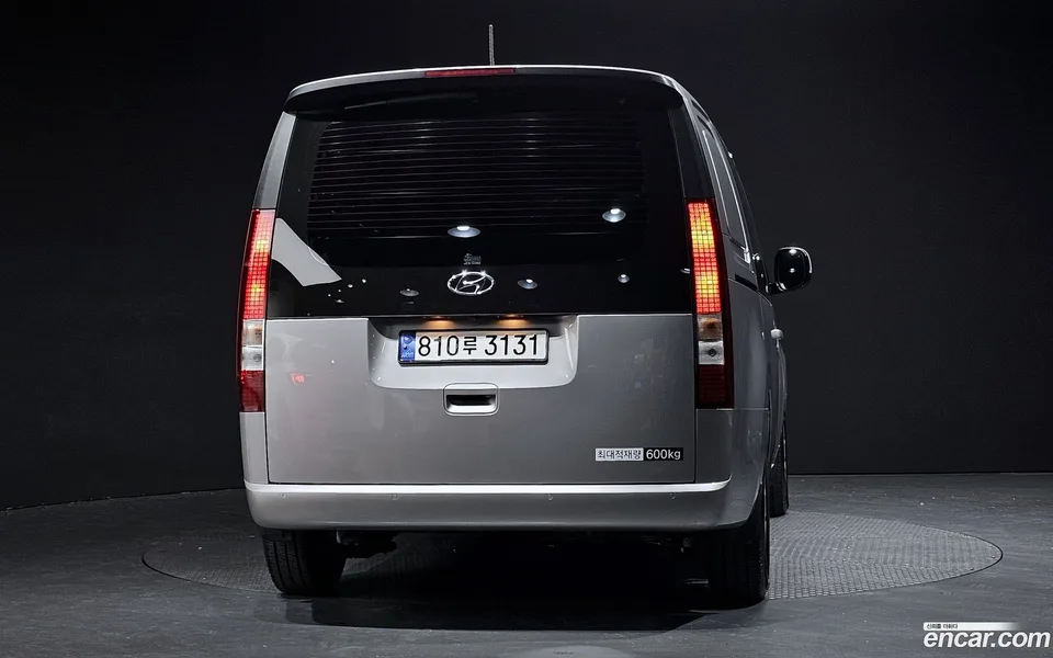 Hyundai Staria 5 2024 — миниатюра 4