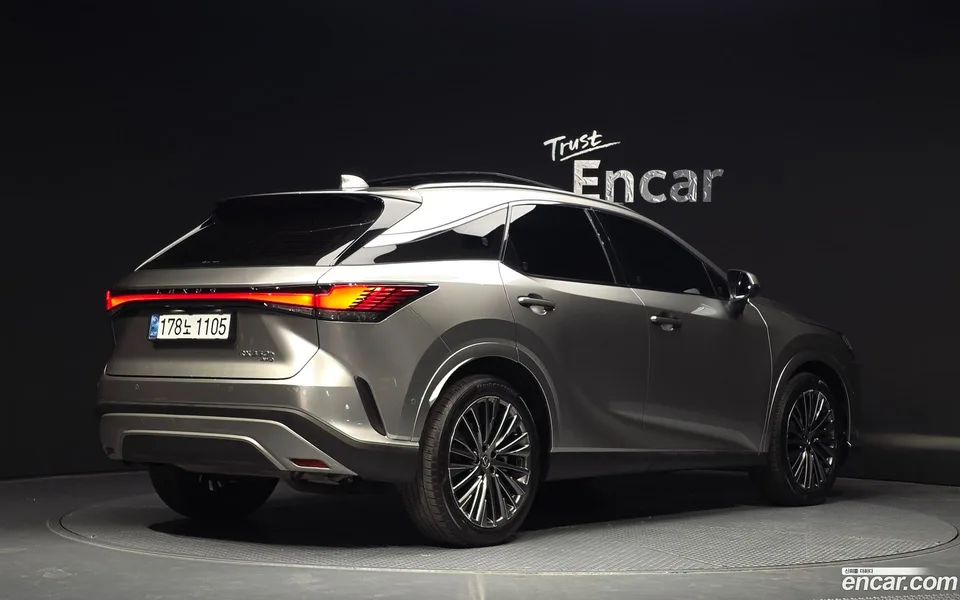 Lexus RX 350h 2024 — миниатюра 2