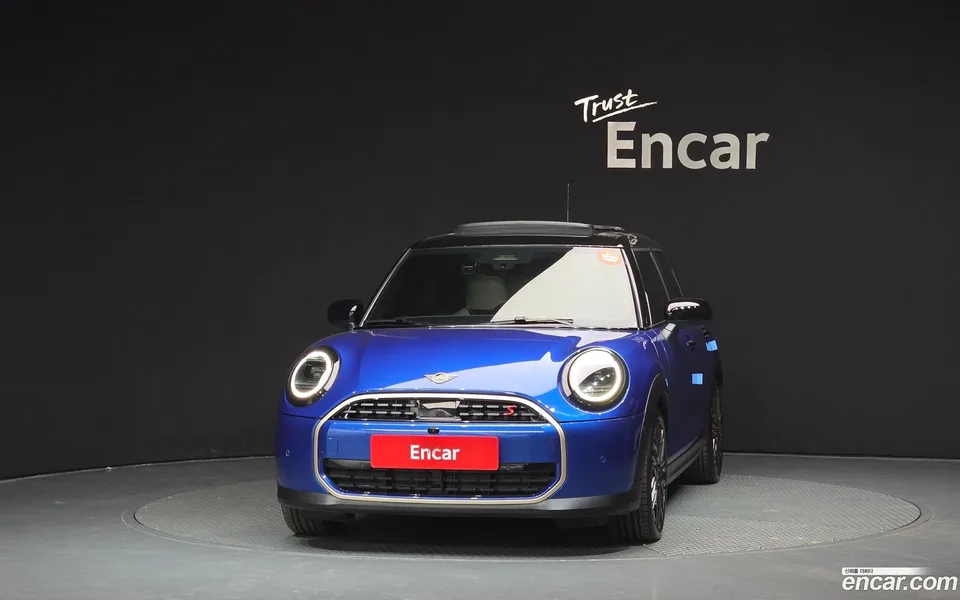 MINI Cooper S 5 2025 — миниатюра 3