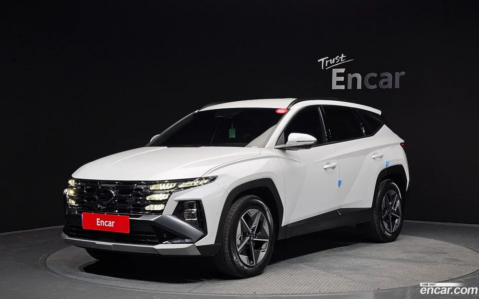 Hyundai Tucson Hybrid NX4 HEV 1.6 2WD 2024 — фото 1, купить с доставкой в Москву