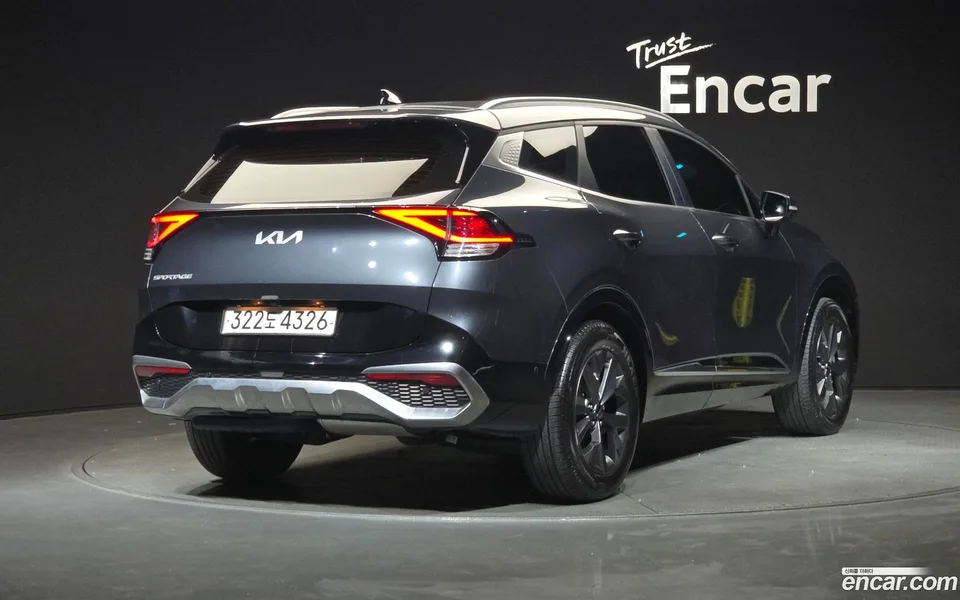 Kia Sportage 2.0 2WD 2022 — миниатюра 2