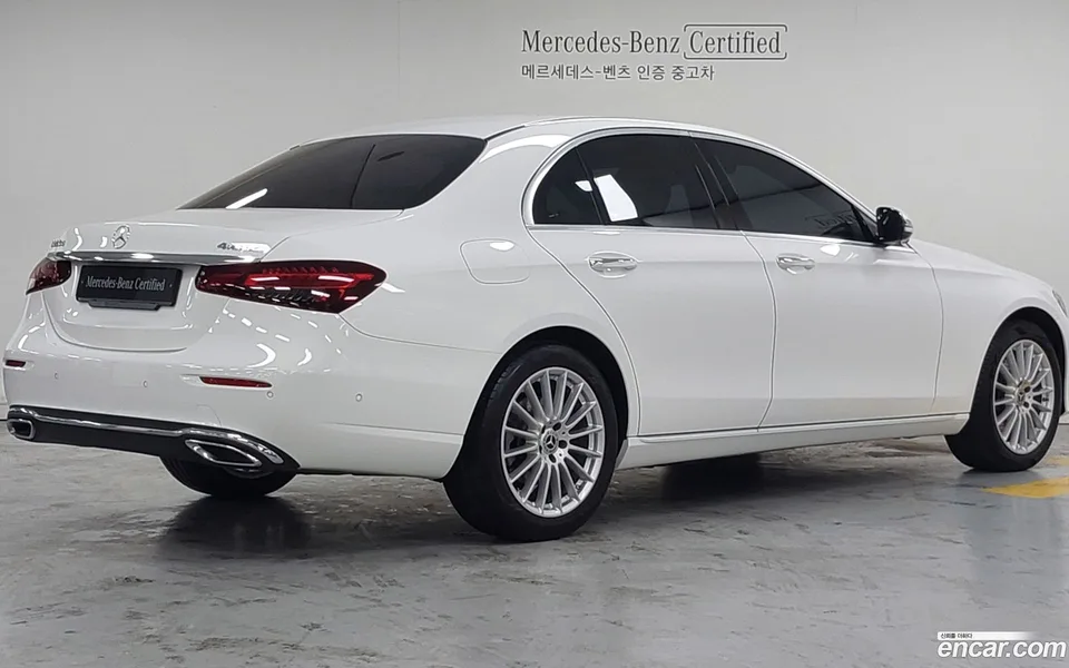 Mercedes-Benz E-Class E220d 4MATIC 2022 — миниатюра 2