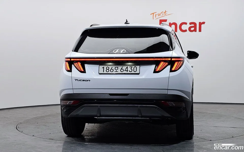 Hyundai Tucson Hybrid 2WD 2023 — миниатюра 4