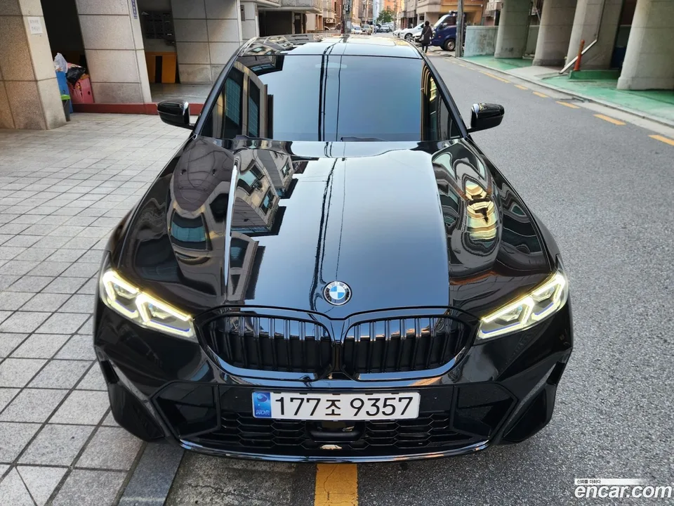 BMW 3 Series 320i M 2025 — миниатюра 3