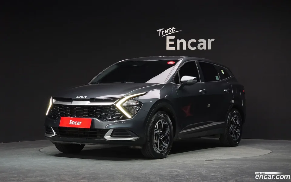 Kia Sportage 2.0 4WD 2023 — фото 1, купить с доставкой в Москву