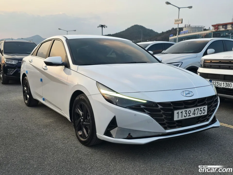 Hyundai Avante 1.6 2022 — фото 1, купить с доставкой в Москву