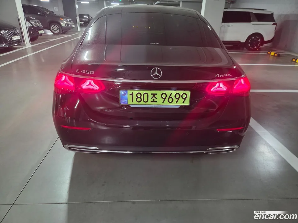 Mercedes-Benz E-Class E450 4MATIC 2025 — миниатюра 4