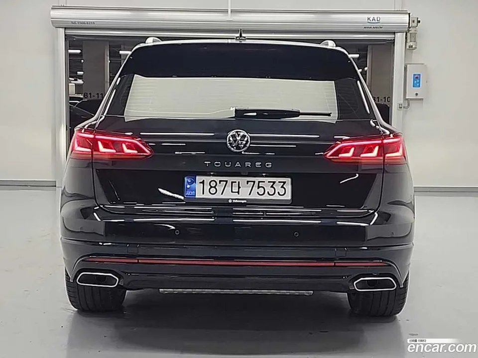 Volkswagen Touareg 3.0 TDI R-Line 2023 — миниатюра 3