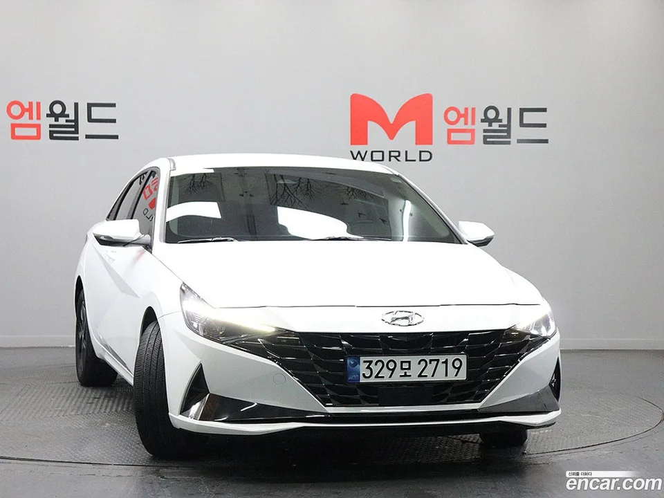 Hyundai Avante Hybrid 2022 — миниатюра 2