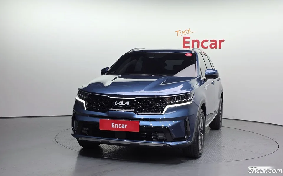 Kia Sorento HEV 1.6 2WD 2023 — миниатюра 3