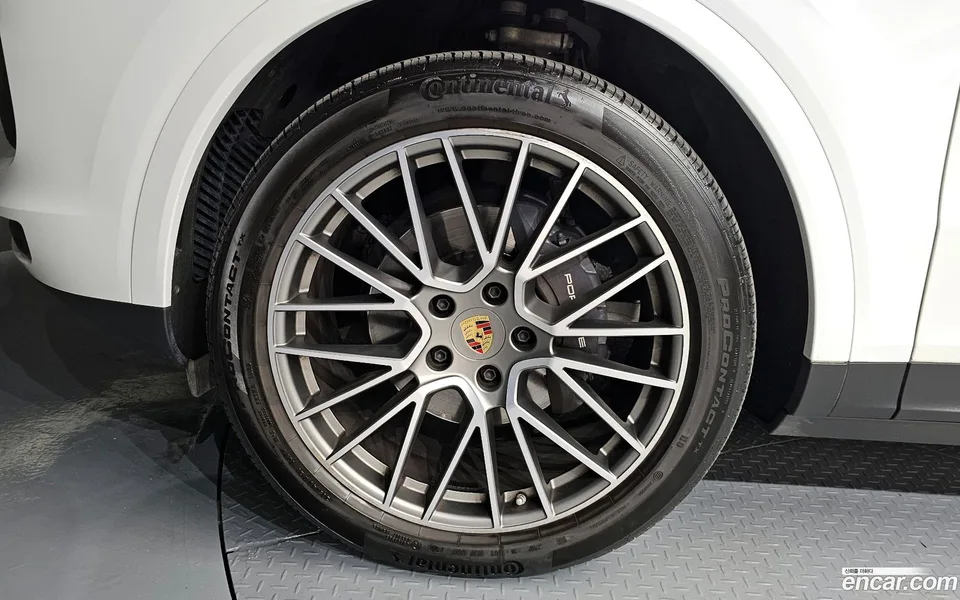 Porsche Cayenne 3.0 2023 — миниатюра 5
