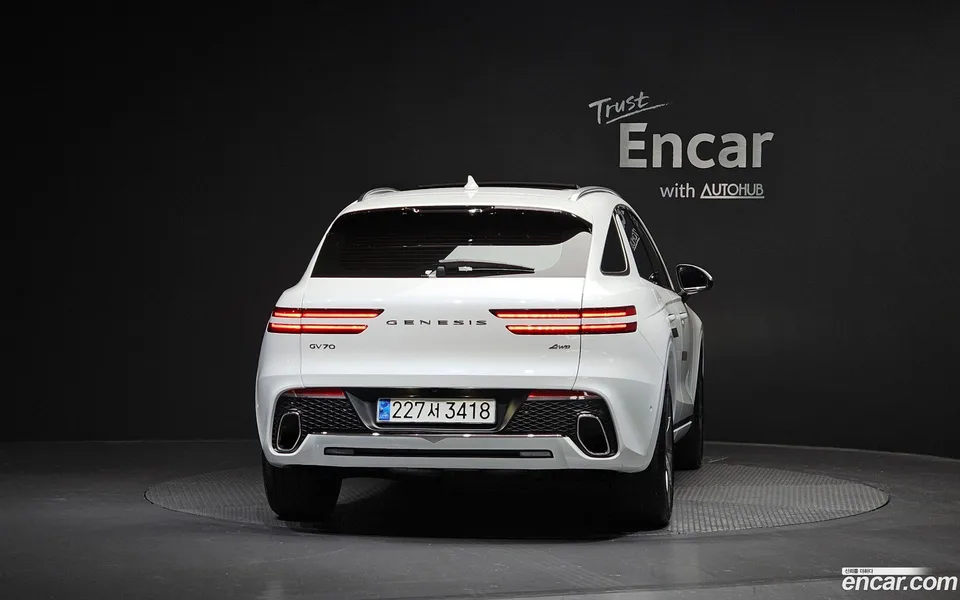 Genesis GV70 2.5T AWD 2024 — миниатюра 4