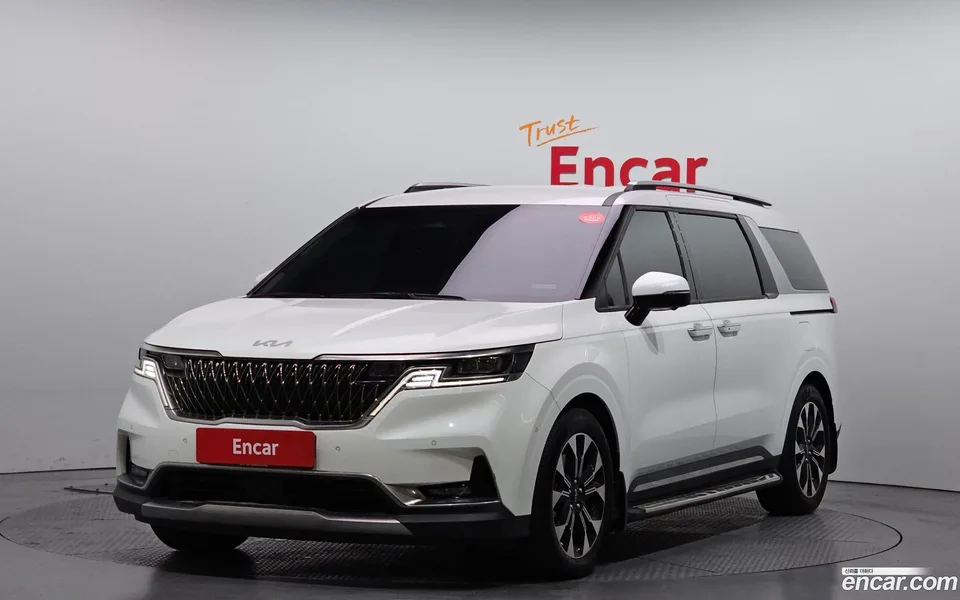 Kia Carnival 9 2023 — фото 1, купить с доставкой в Москву