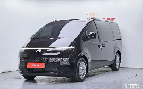 Hyundai Staria 2025 купить в Москве