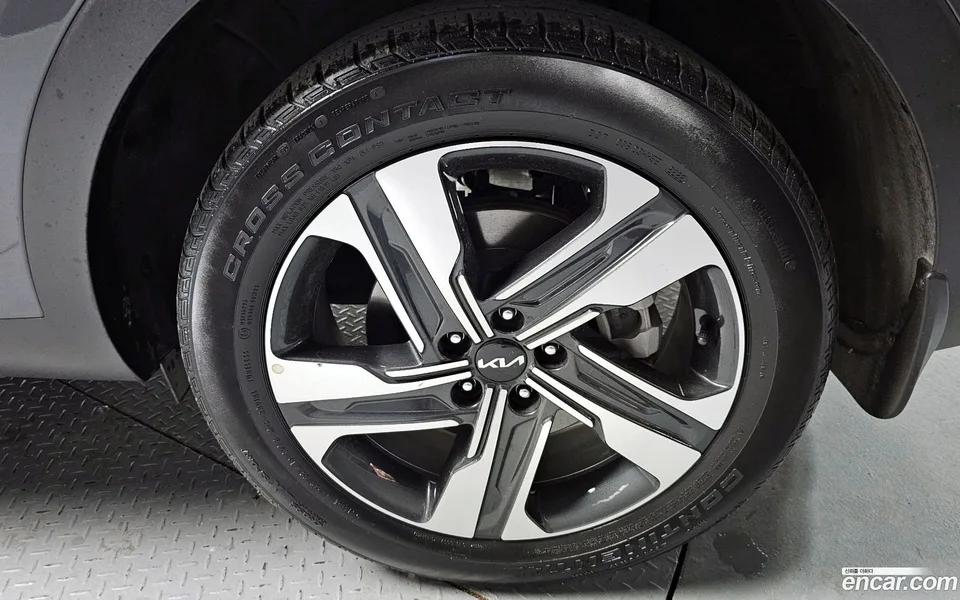 Kia Sorento HEV 1.6 2WD 2022 — миниатюра 5