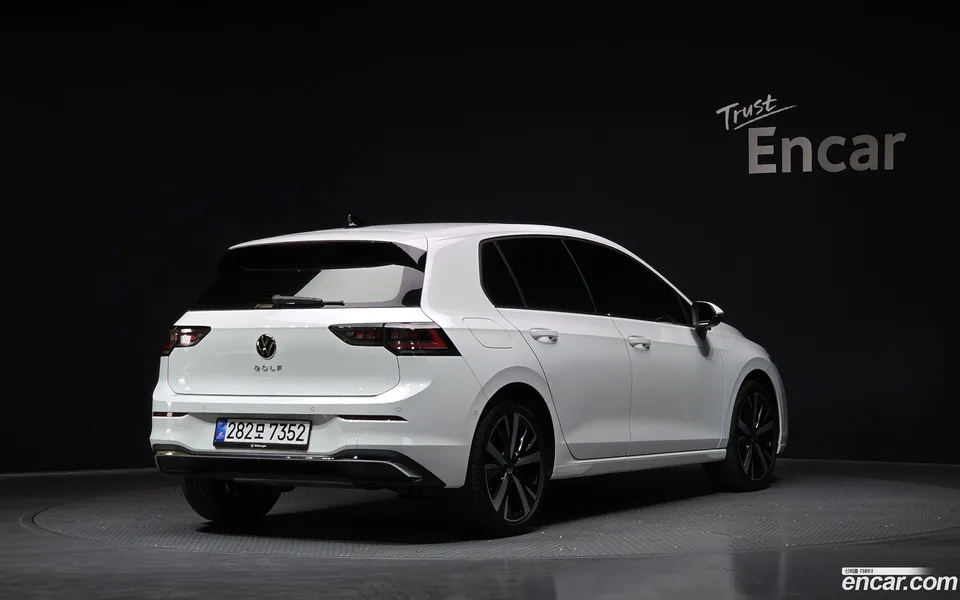 Volkswagen Golf 2.0 TDI 2025 — миниатюра 2