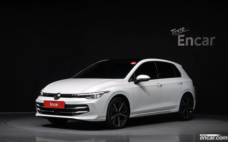 Volkswagen Golf 2.0 TDI 2025 — фото 1, купить с доставкой в Москву