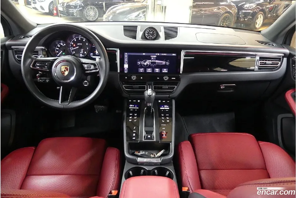 Porsche Macan 3.0 GTS 2024 — миниатюра 5