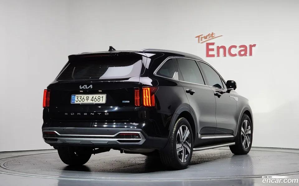 Kia Sorento HEV 1.6 2WD 2022 — миниатюра 2