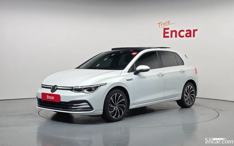 Volkswagen Golf 2.0 TDI 2022 — фото 1, купить с доставкой в Москву