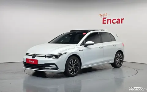 Volkswagen Golf 2022 купить в Москве