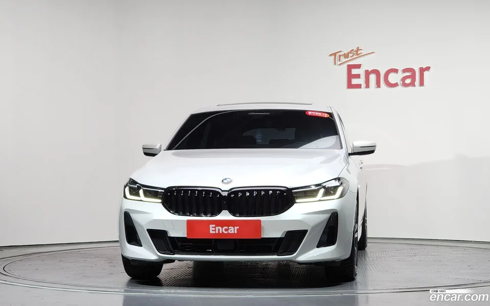 BMW 6 Series GT 620d M 2023 — миниатюра 3