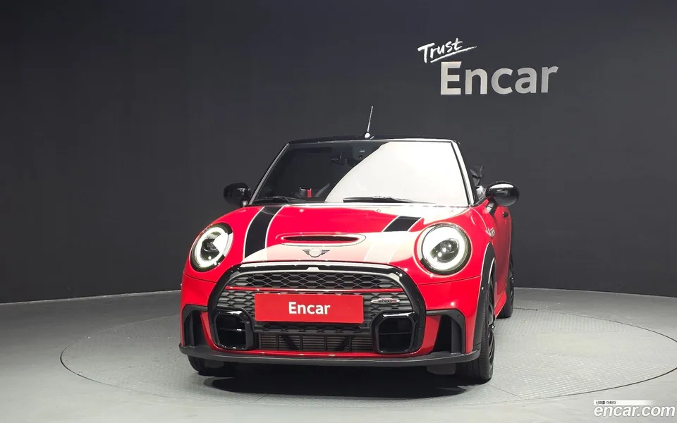 MINI Cooper S Convertible JCW 2024 — миниатюра 3