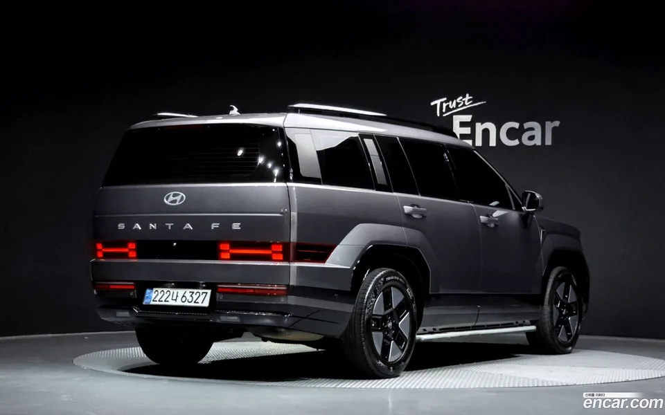 Hyundai Santa Fe HEV 1.6 2WD 2023 — миниатюра 2